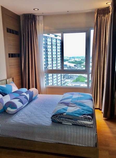 (เดอะ เพรสซิเดนท์ สาทร-ราชพฤกษ์ 3) เตียงนอน.jpg