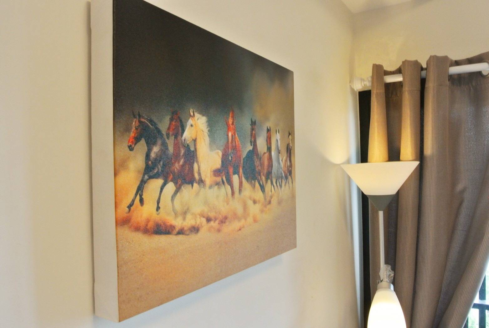 (624 คอนโดเลต รัชดา 36) ผนัง.jpg