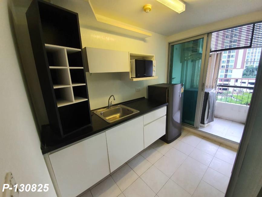 Casa Condo Ratchada Thapra ครัว ระเบียง.jpg