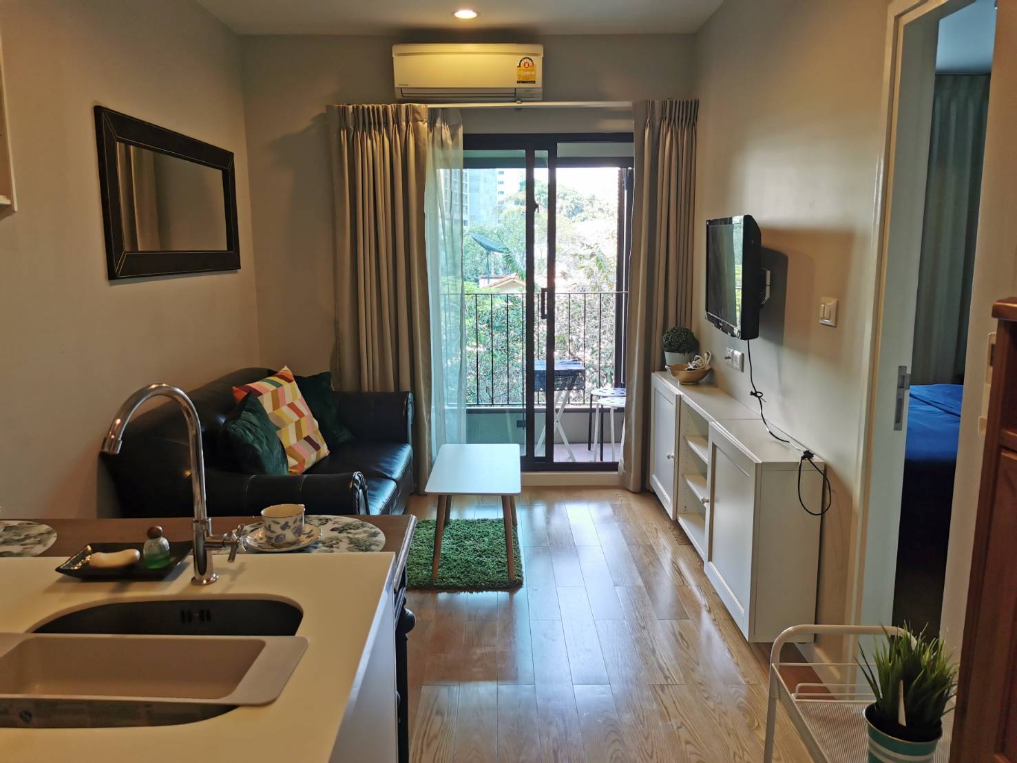 คอนโดเลต ดเวล สุขุมวิท 26  ทีวี..jpg