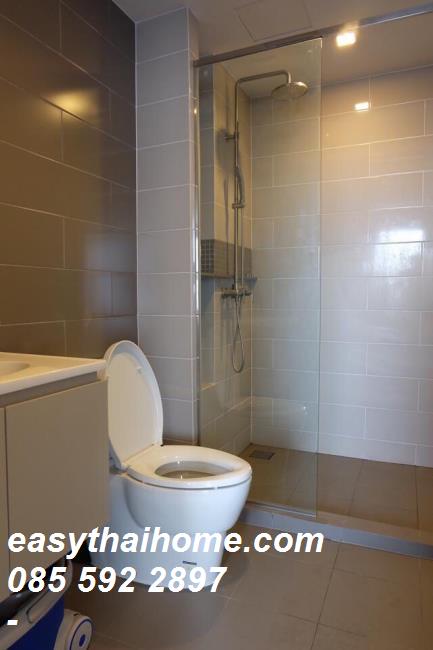 Sari by Sansiri ห้องน้ำ.jpg