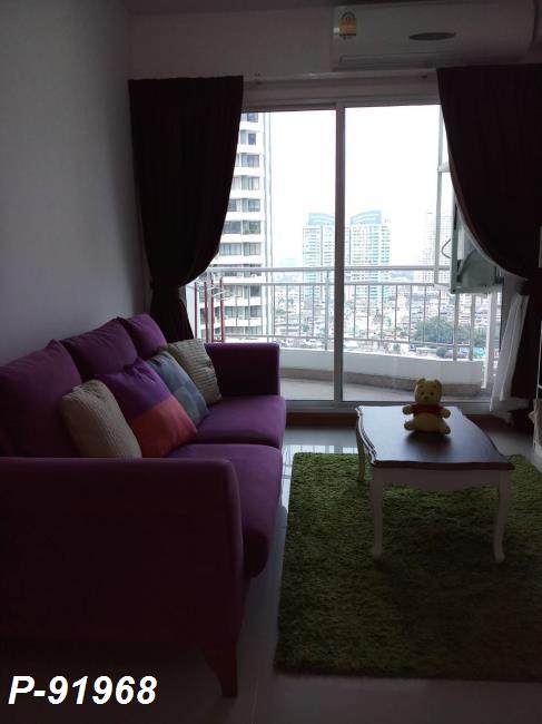 Supalai River Resort โซฟา.jpg