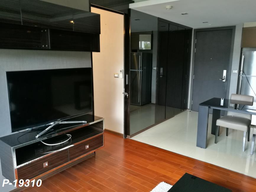 The Address Sukhumvit 61 ทีวี.jpg