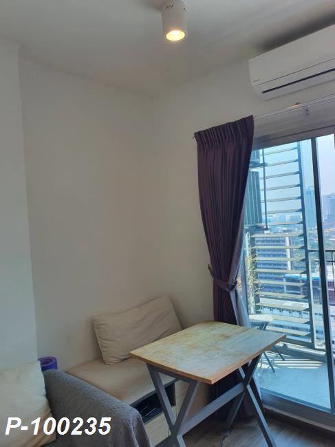 U Delight Ratchavibhaโต๊ะ.jpg