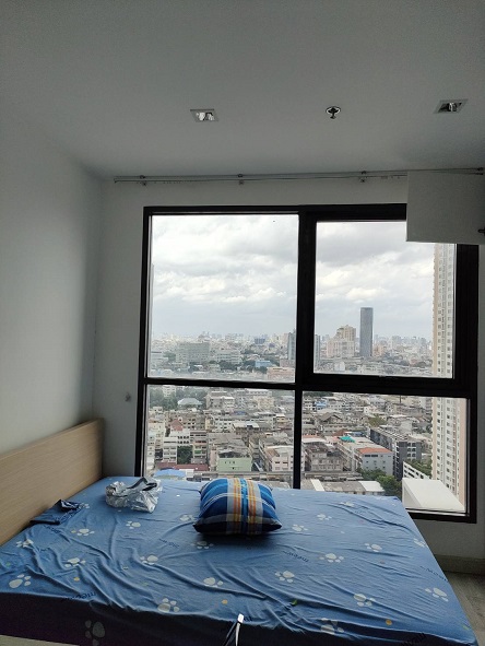 (ไอดีโอ โมบิ สาทร) เตียงนอน-40.jpg