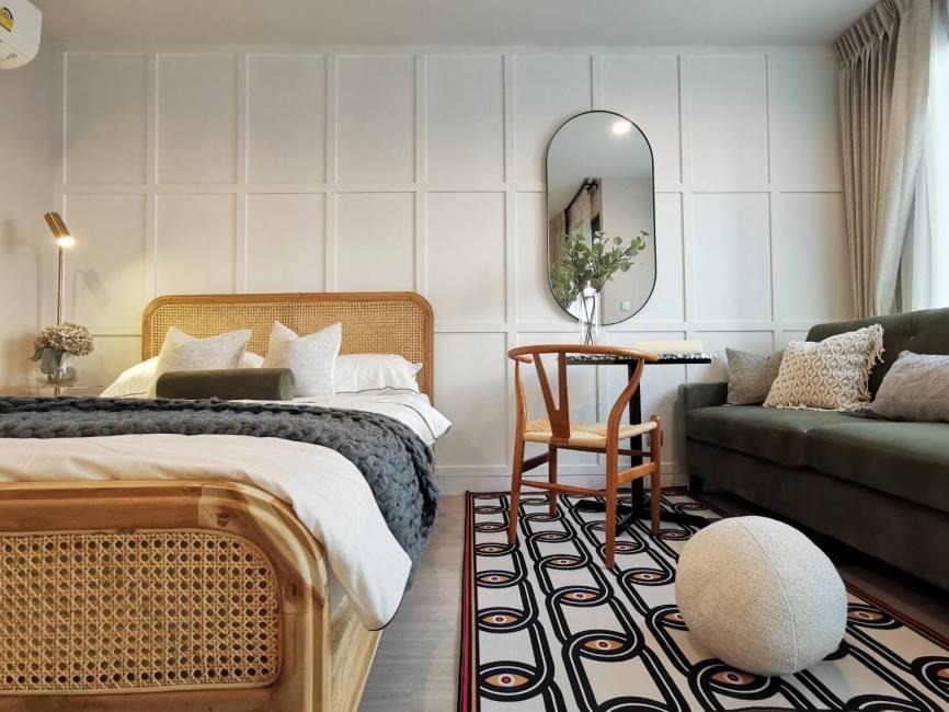 Life Ladpraoมุมเตียง.jpg