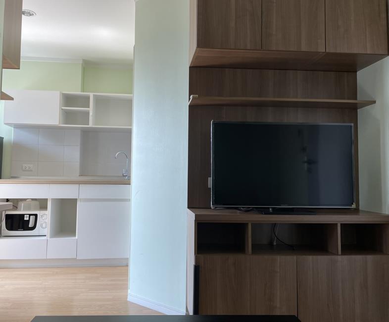 Lumpini Place Srinakarin - Huamak Station ทีวี.jpg