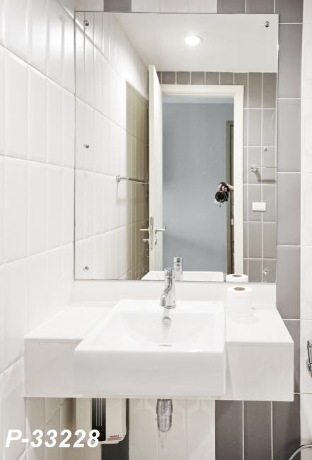 Circle Condominium อ่างล้างหน้า กระจก.jpg