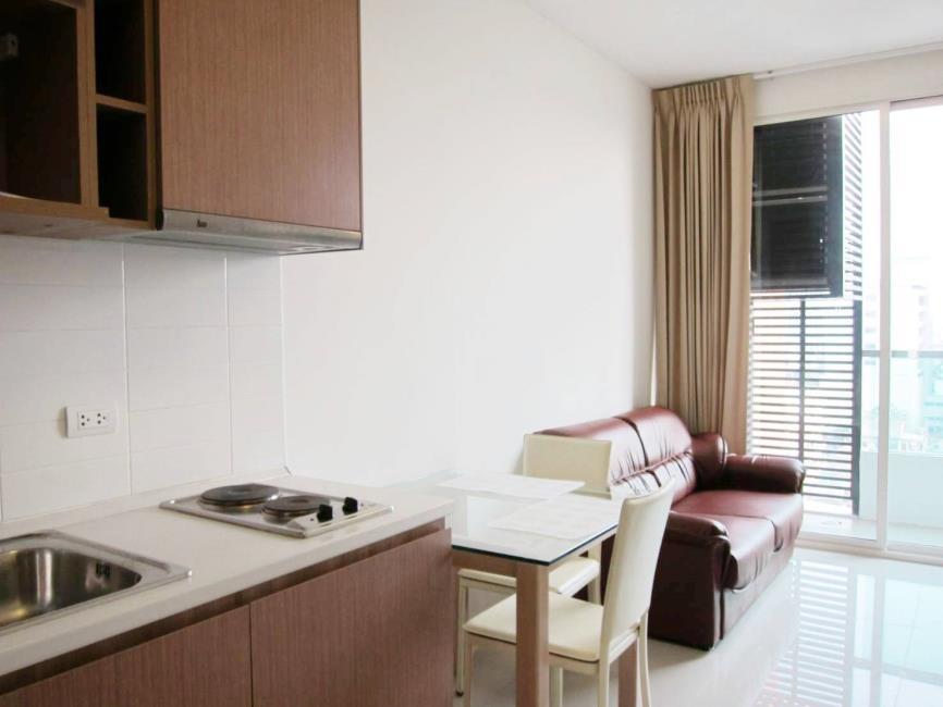 Ideo Mix Phaholyothin มุมครัว.jpg