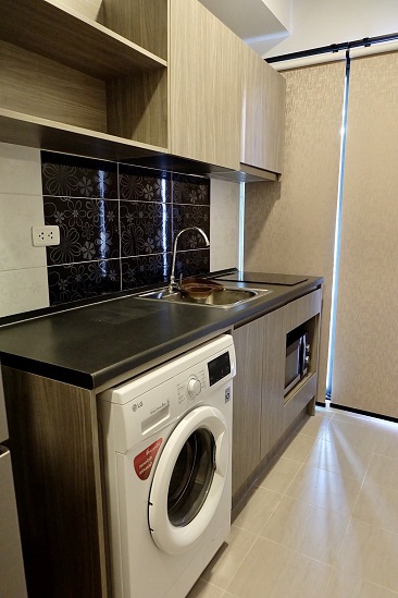 (น็อตติ้ง ฮิลล์ สุขุมวิท105) เครื่องซักผ้า +ครัว-35.jpg
