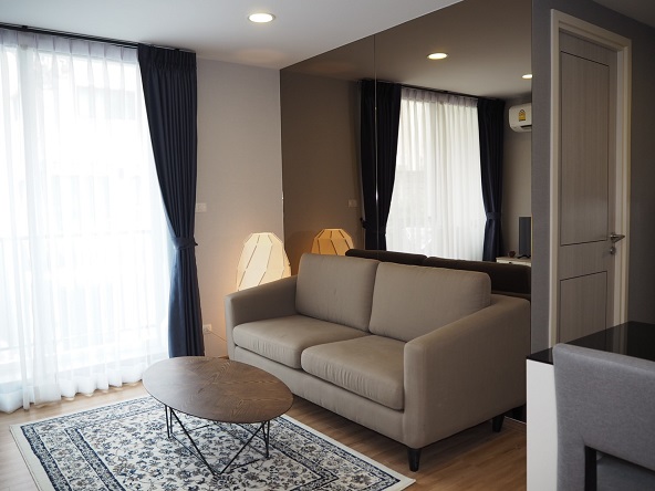 นอตติ้ง ฮิลล์ ดิ เอ็กซ์คลูซีฟ เจริญกรุง  โซฟา.-40.jpg