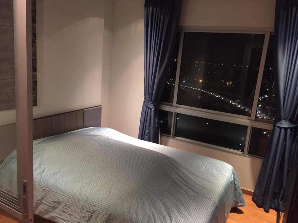 The President Sathorn - Ratchaphruek 2 เตียง.jpg