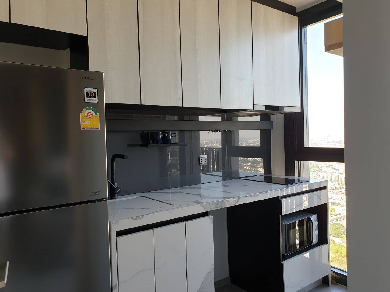 (เดอะไลน์ สุขุมวิท 101) ครัว.jpg