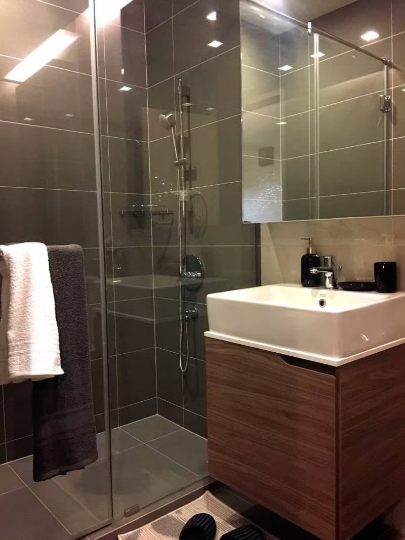 (เอ็ม ทองหล่อ 10) อ่างล้างหน้า.jpg