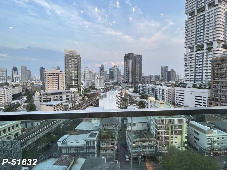 line_oa_chat_241012_151326_group_8.jpg