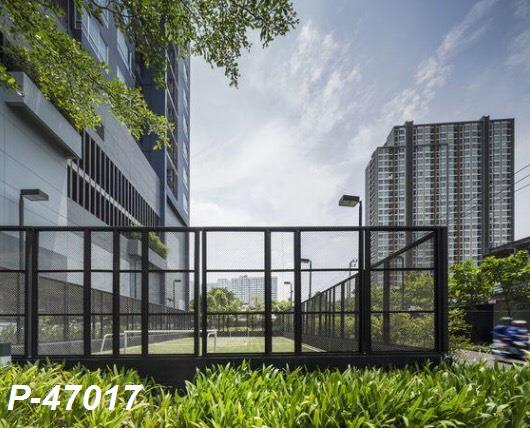 The Base Sukhumvit 77 สนามกีฬา.jpg