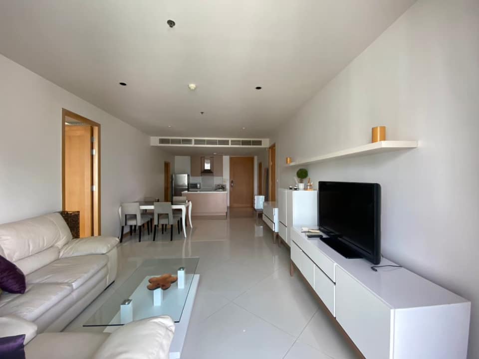 (ดิ เอ็มไพร์ เพลซ) ภายในห้องนั่งเล่น.jpg