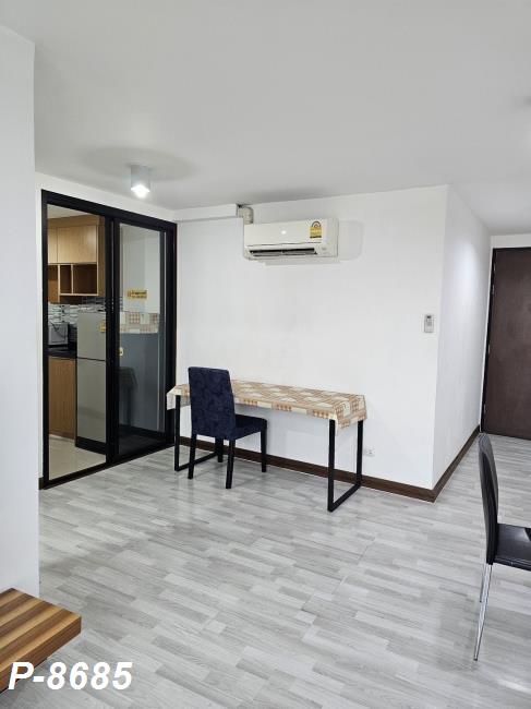 P-8685 (16).jpg