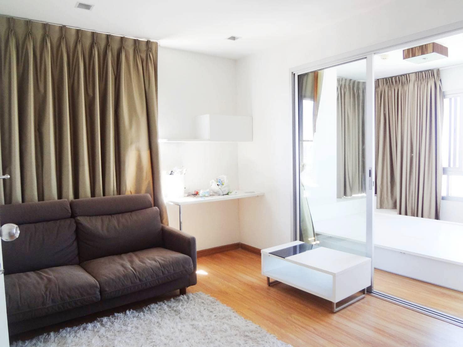 (เดอะ ทรัสต์ เรสซิเด้นซ์ รัชดา-พระราม 3) ภายในห้อง.jpg