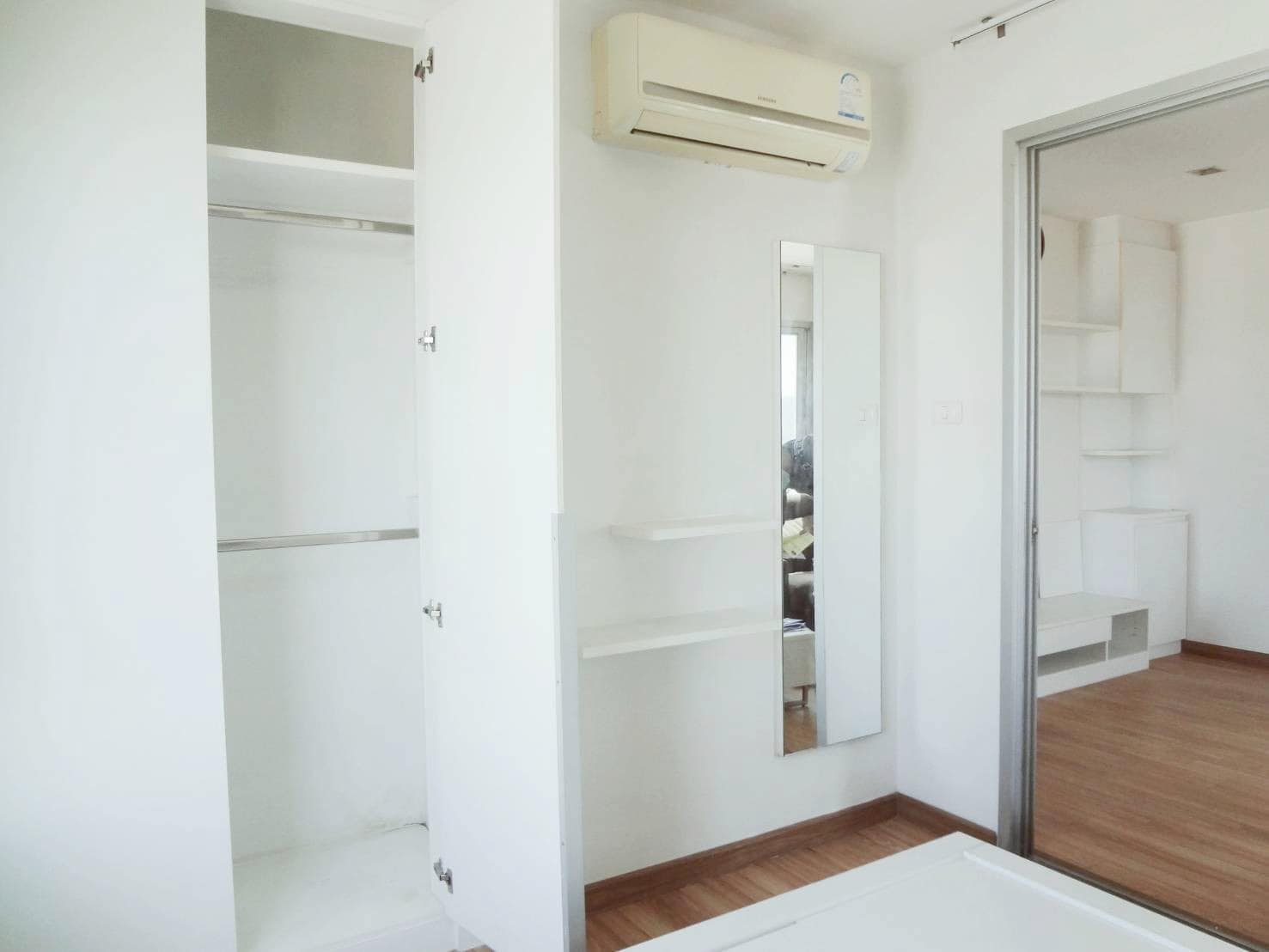 (เดอะ ทรัสต์ เรสซิเด้นซ์ รัชดา-พระราม 3) ตู้.jpg