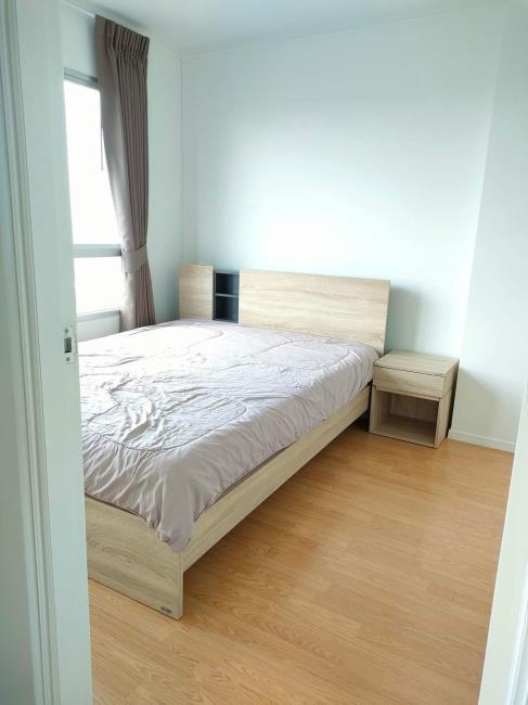 (ลุมพินี เพลส ศรีนครินทร์-หัวหมาก สเตชั่น) เตียงนอน.jpg