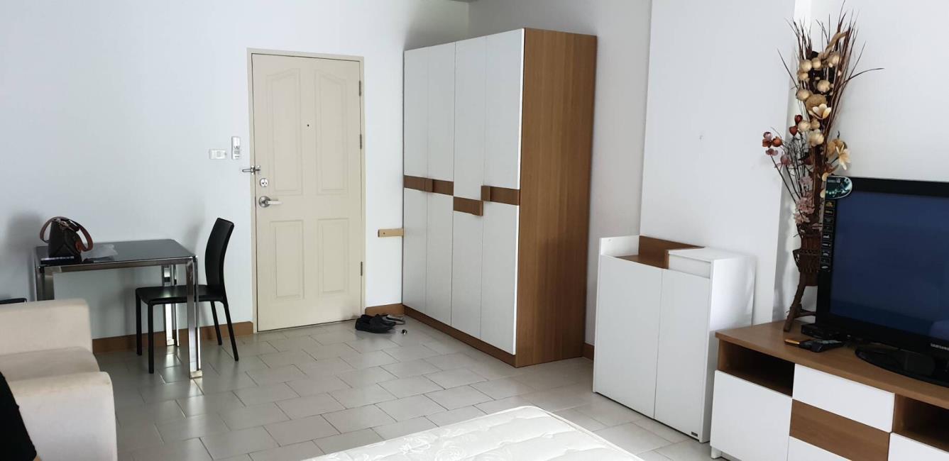 Supalai City Resort Ratchada-Huaykwang  ตู้เสื้อผ้า.jpg