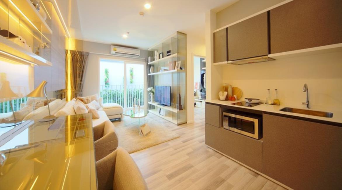 The Key Sathorn-Charoenraj ภายในห้อง.jpg