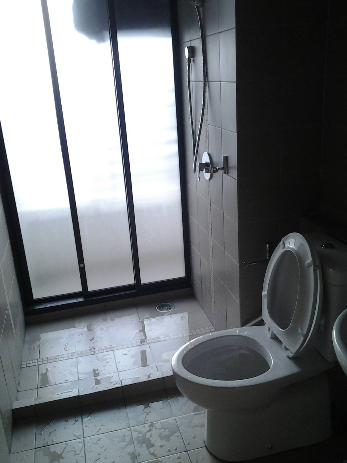 Fuse Mobius Ramkhamhaeng Station ห้องอาบน้ำ.jpg