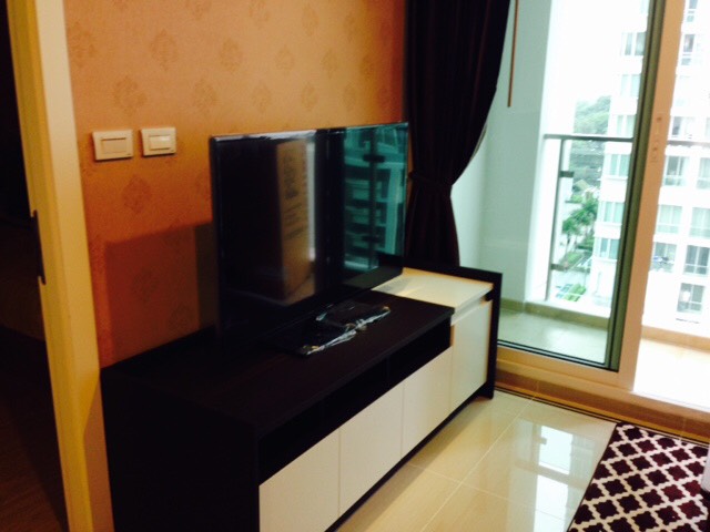 T.C. Green ทีวี.jpg