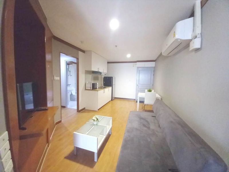 (เดอะ วอเตอร์ฟอร์ด ไดมอน) ห้องนั่งเล่น.jpg