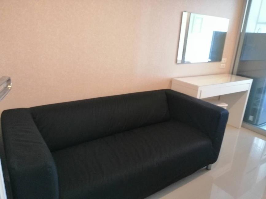 Aspire Sukhumvit 48 โซฟา.jpg