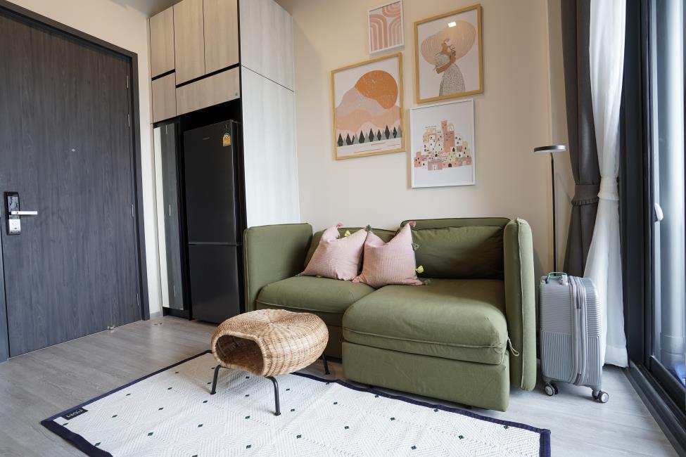 The Line sukhumvit 101 โซฟา.jpg