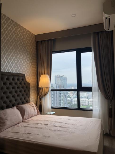 Knightsbridge Prime Onnut  เตียง.jpg