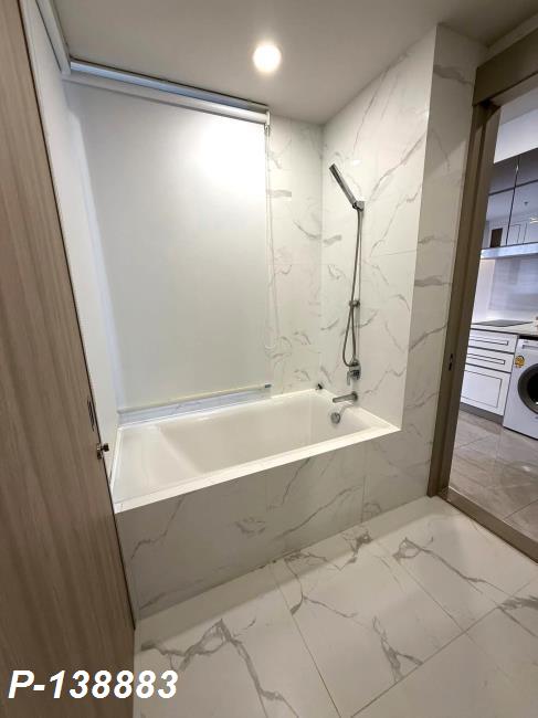 bathroom-02.jpg