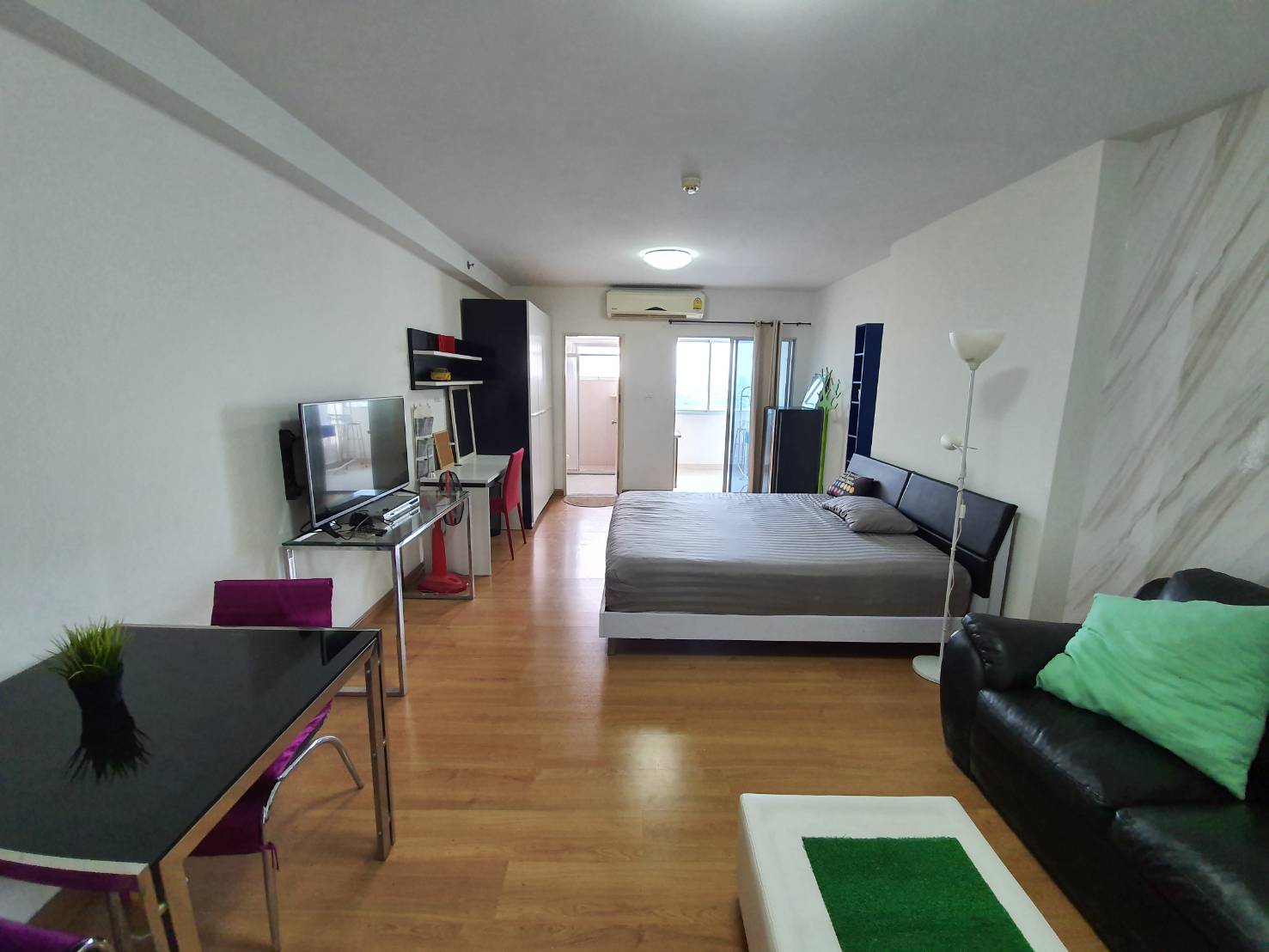 Supalai Park Kaset ภายในห้อง.jpg