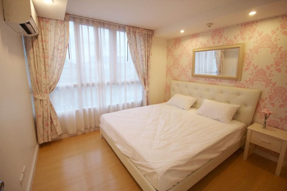 (ซีนิธ เพลส แอท สุขุมวิท 711) ห้องนอน.jpg