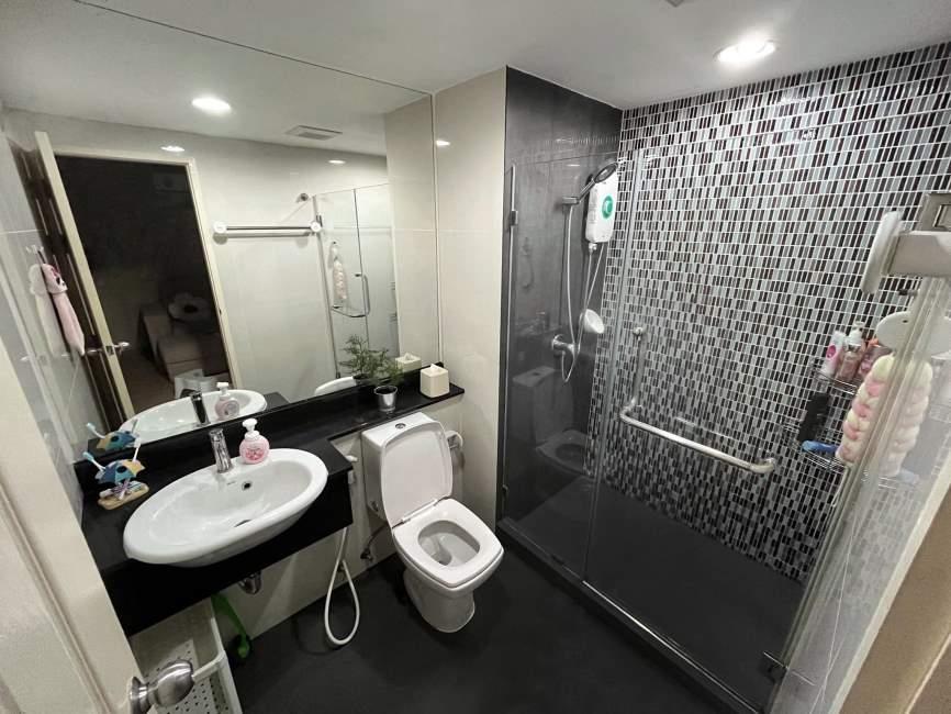 (ชาโตว์ อินทาวน์ รัชดา 19) ห้องน้ำ.jpg