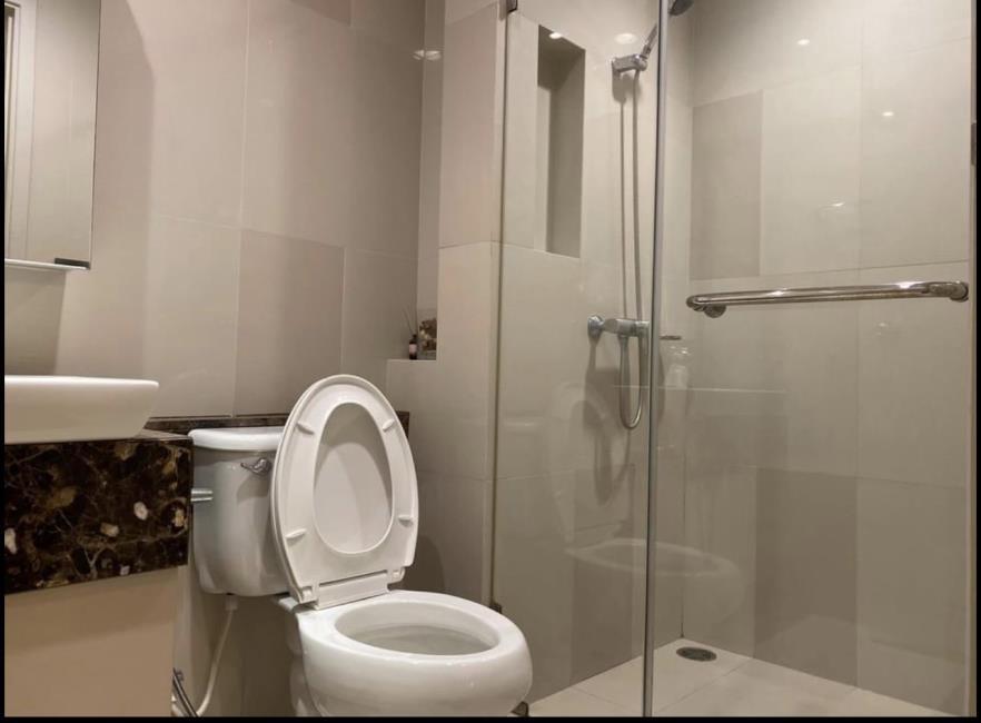 (ฟิวส์ สาทร-ตากสิน) ห้องน้ำ.jpg