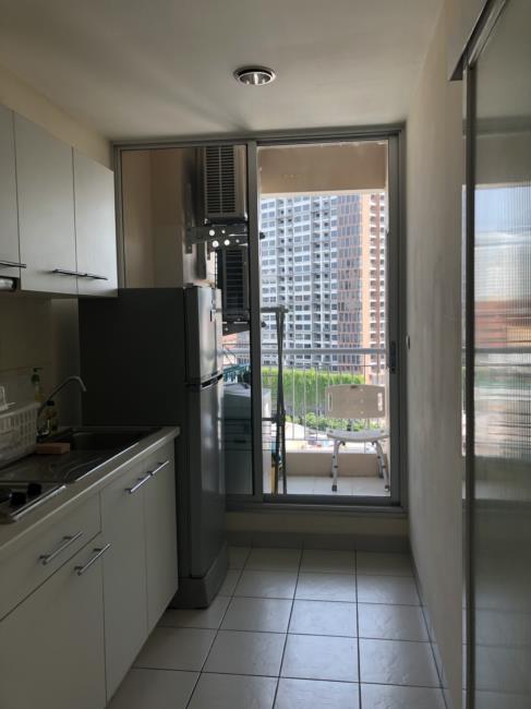 Life @ Sukhumvit 65 ครัว.jpg