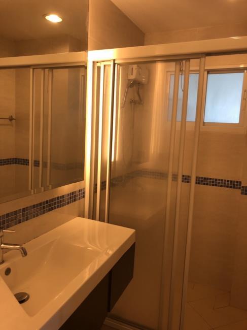 Life @ Sukhumvit 65 อ่างล้างหน้า.jpg