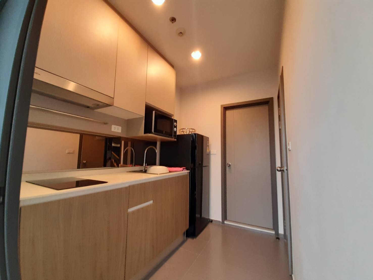 Ideo Thaphra Interchange ครัว (2).jpg