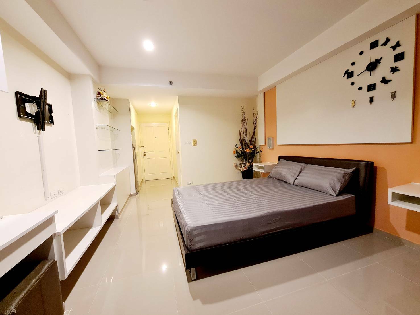 Inspire Place ABAC-Rama IX  เตียง.jpg