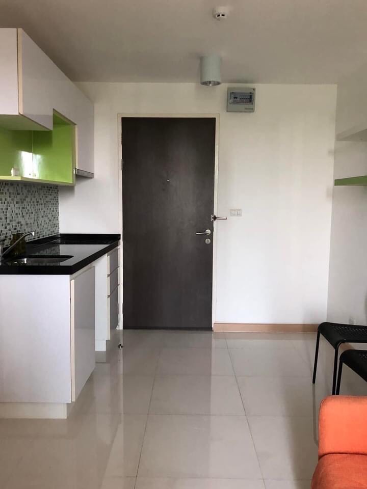 Chateau In Town Phahonyothin 32 ครัว.jpg