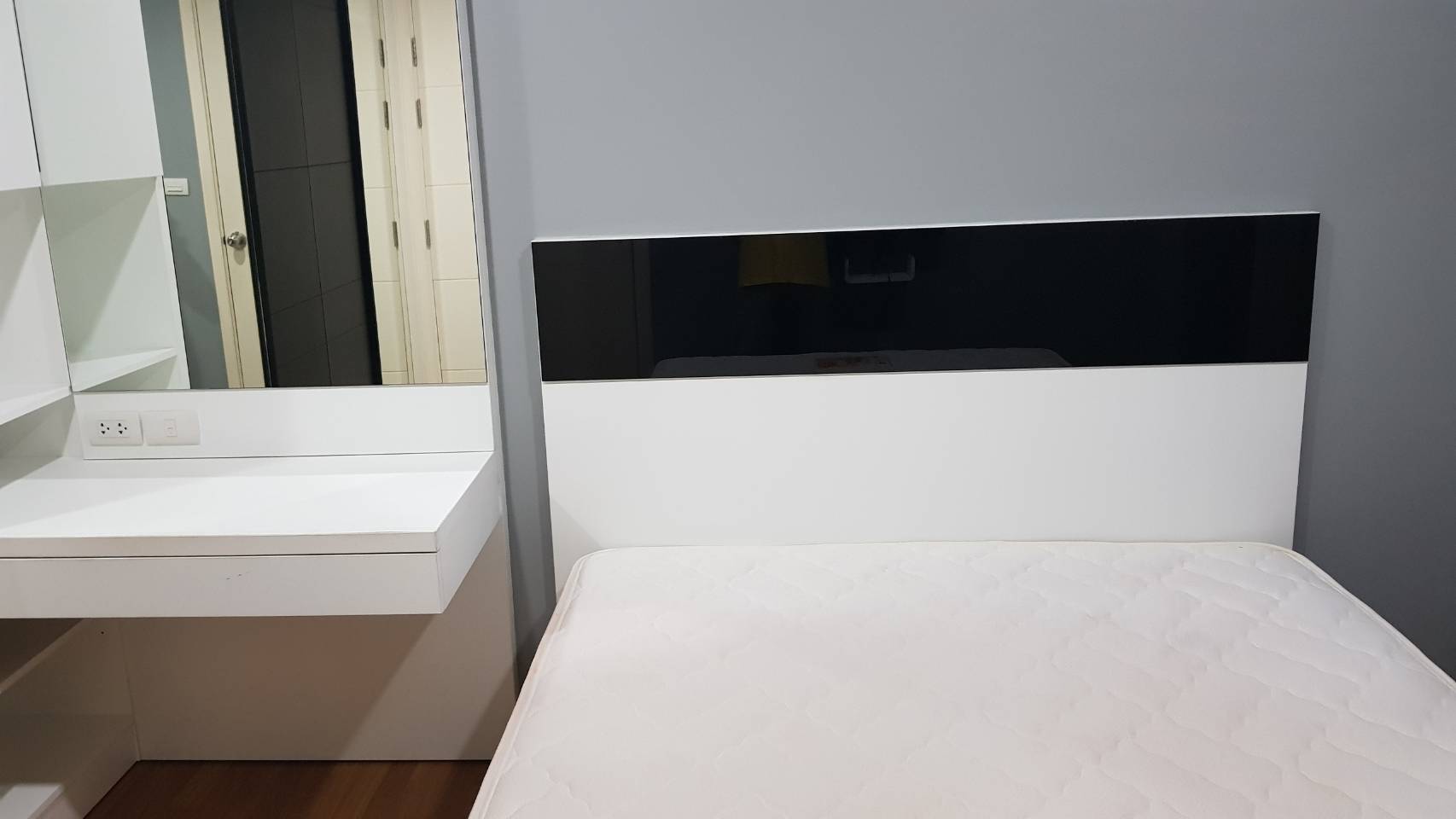 เซ็นทริค รัชดา-สุทธิสาร  มุมเตียง.jpg