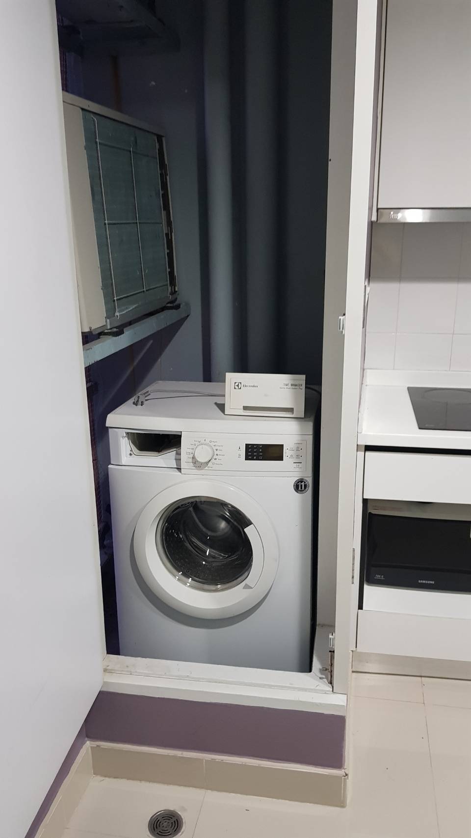 เซ็นทริค รัชดา-สุทธิสาร  เครื่องซักผ้า.jpg