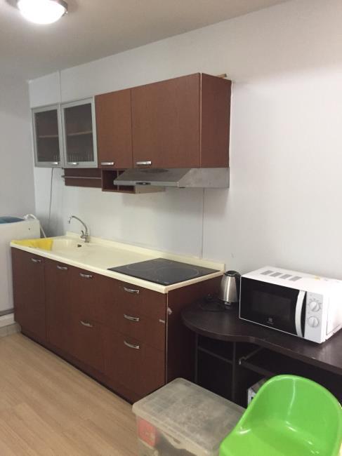 Baan Sathorn Chaopraya ครัว.jpg