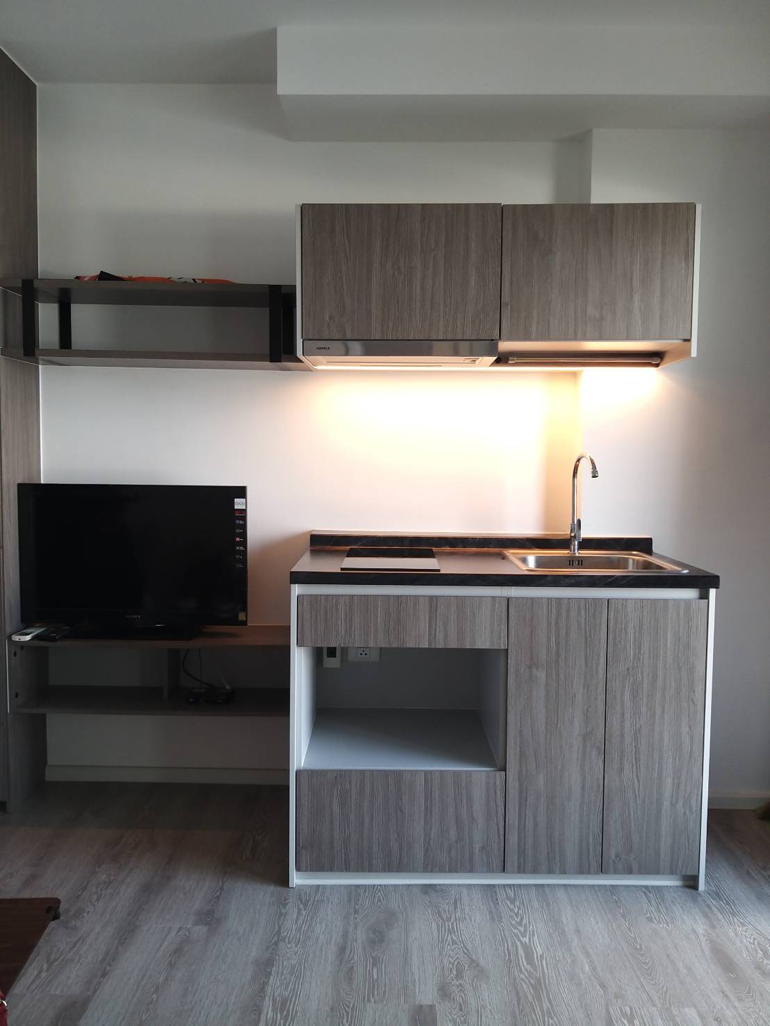 Kensington Sukhumvit - Theparak ครัว.jpg