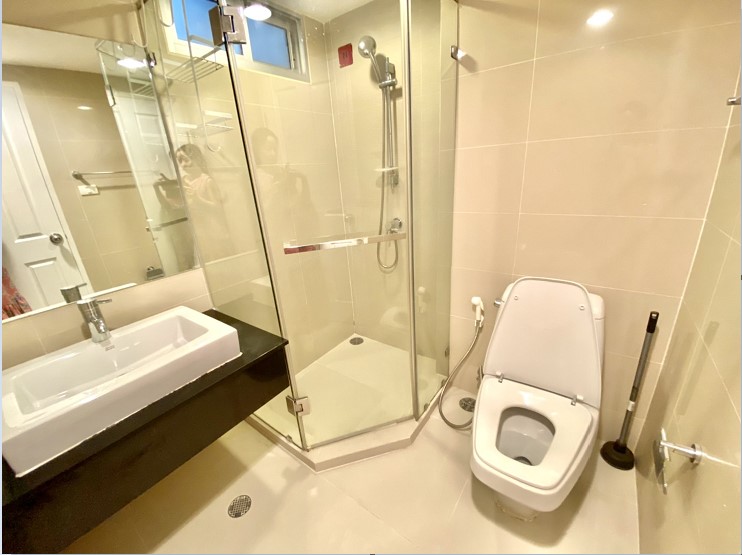 Belle Grand Rama 9 ห้องน้ำ.jpg