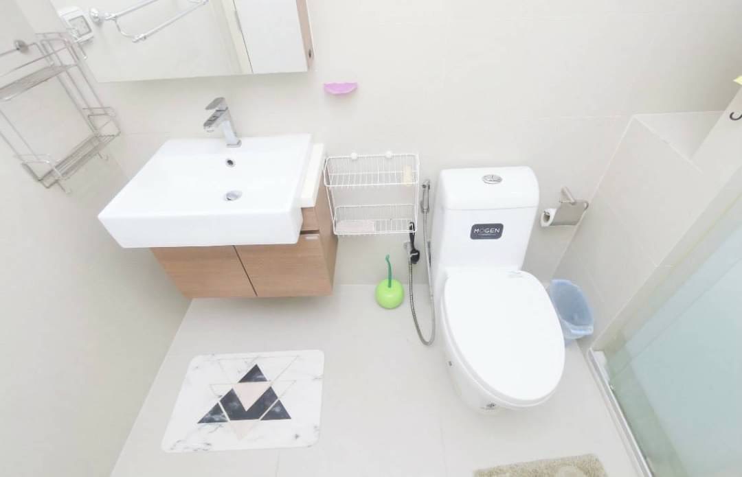 Chewathai Interchange  ห้องน้ำ.jpg