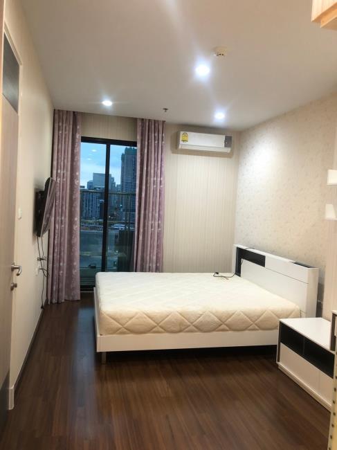 Supalai Premier @ Asoke เตียงนอน.jpg